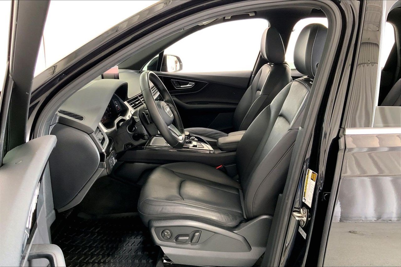 Used 2017 Audi Q7 3.0T Premium Plus AWD/4WD image 18