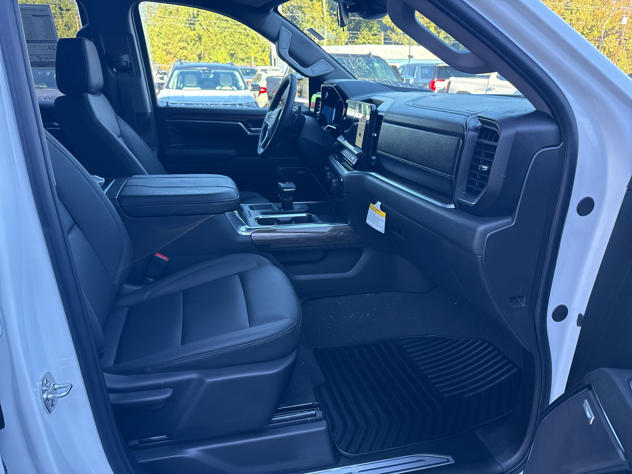 New 2026 Chevrolet Silverado 1500 RST w/ Convenience Package II AWD/4WD image 17
