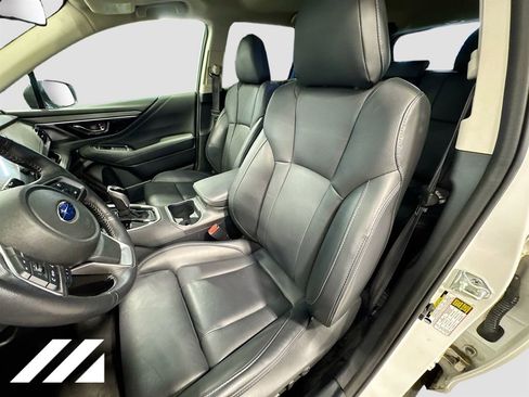 Used 2023 Subaru Outback Limited AWD/4WD image 23