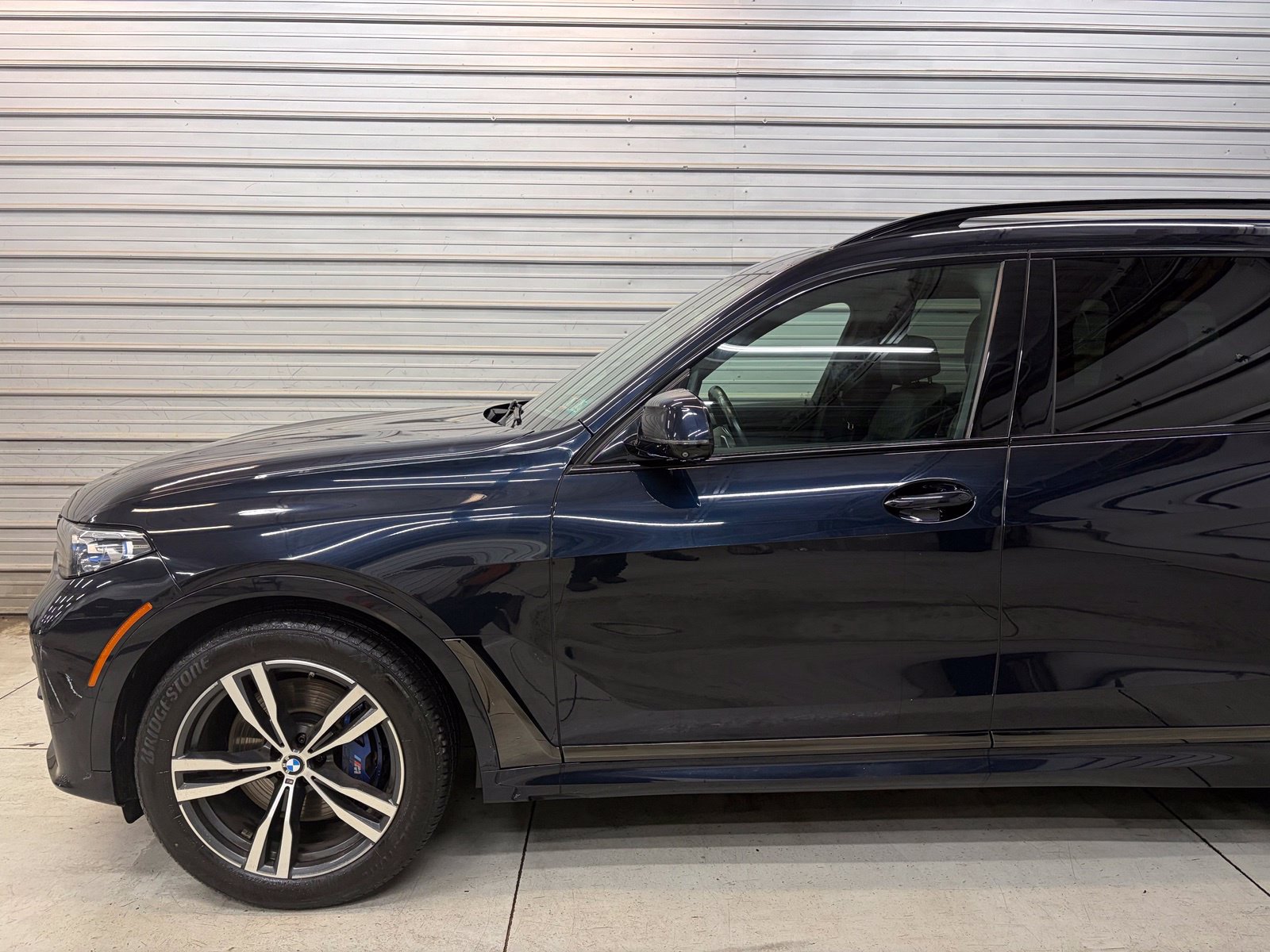 Used 2021 BMW X7 M50i AWD/4WD image 3