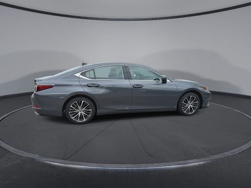 Used 2025 Lexus ES 350 w/ Premium Package image 9