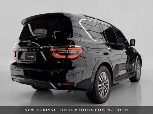 Used 2023 Nissan Armada SL w/ Captain's Chairs Package RWD image 12