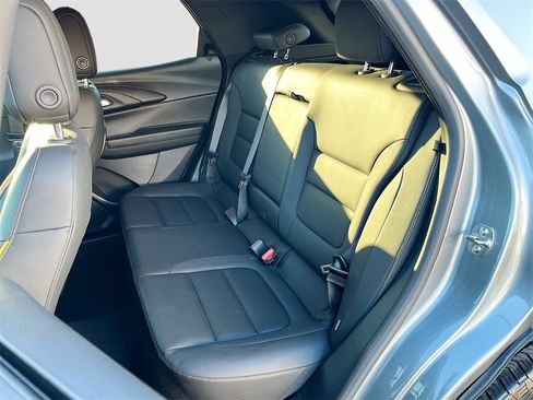 Used 2024 Chevrolet TrailBlazer ACTIV w/ Driver Confidence Package image 23