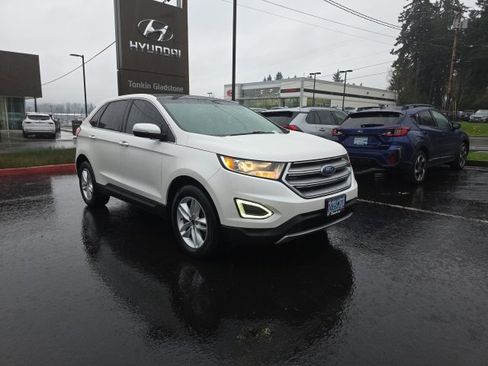 Used 2015 Ford Edge SEL w/ Equipment Group 201A image 2