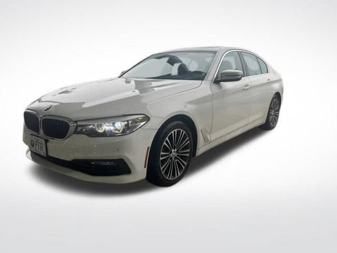 Used 2018 BMW 530i xDrive AWD/4WD image 2