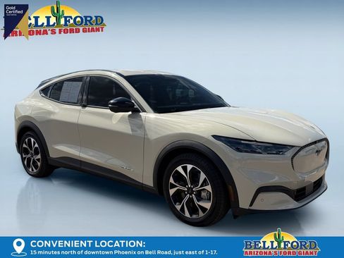Certified 2025 Ford Mustang Mach-E Select RWD image 4