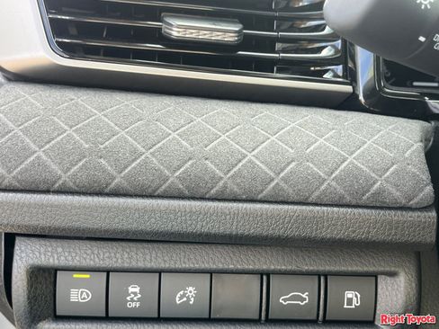 Certified 2026 Toyota Camry XLE image 30