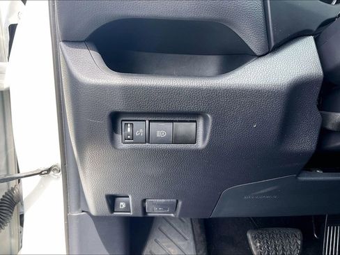 Used 2021 Toyota RAV4 XLE w/ Carpet Mat Package (TMS) AWD/4WD image 35