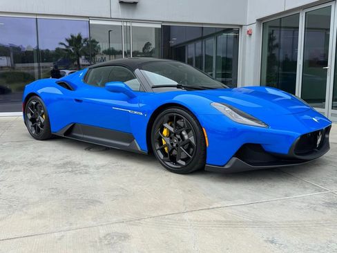 New 2023 Maserati MC20 Coupe RWD image 1