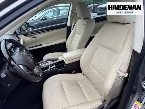 Used 2018 Lexus ES 350 w/ Navigation System Package FWD image 6