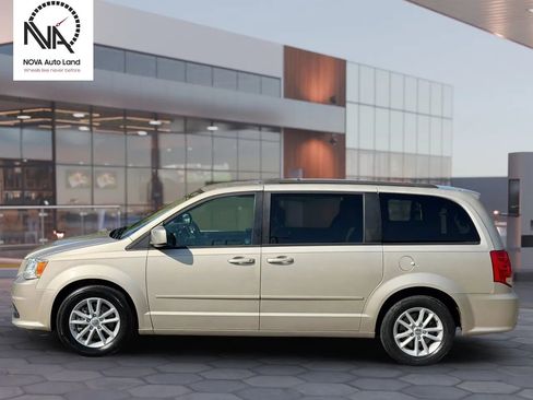 Used 2013 Dodge Grand Caravan SXT w/ Entertainment Group 1 image 5