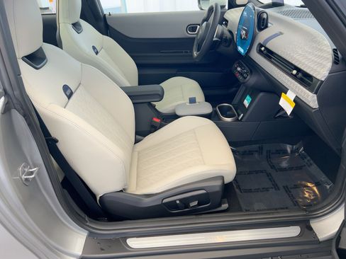 New 2026 MINI Cooper 2-Door Hardtop FWD image 25