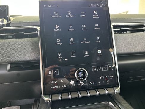 New 2026 GMC Sierra EV Elevation w/ LPO, Elevation Dark Package image 23