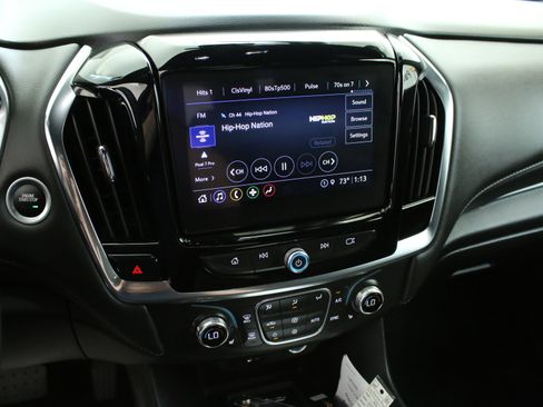 Certified 2023 Chevrolet Traverse LT w/ Midnight/Sport Edition AWD/4WD image 18