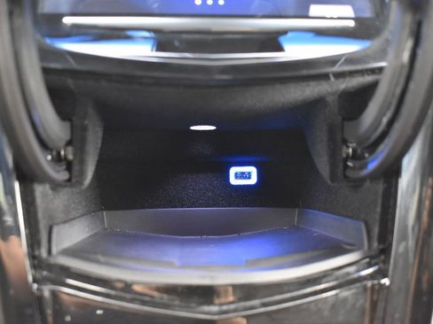 Used 2016 Cadillac Escalade Luxury image 19