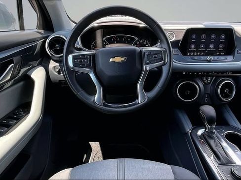 Used 2022 Chevrolet Blazer LT AWD/4WD image 8