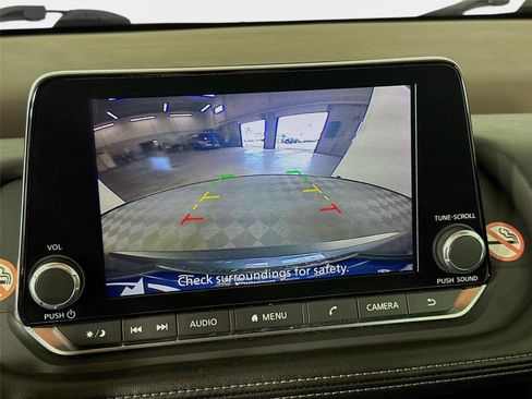 Certified 2023 Nissan Rogue SV FWD image 15