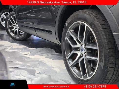 Used 2017 Ford Explorer Sport w/ Equipment Group 401A AWD/4WD image 8