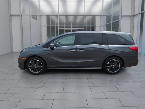 Used 2024 Honda Odyssey Elite image 5