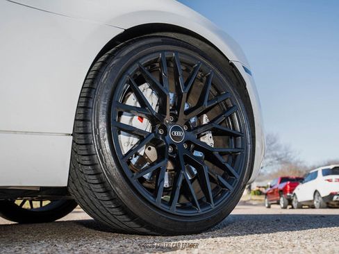 Used 2015 Audi R8 V8 w/ Full Leather Package image 57