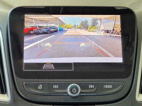 Used 2023 Chevrolet Malibu LT FWD image 11