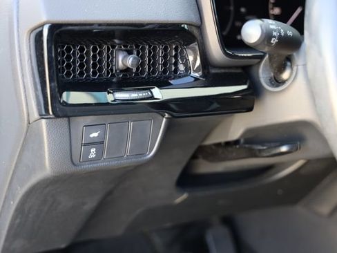 Certified 2025 Honda CR-V Sport image 17