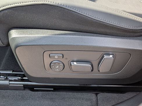 New 2026 BMW X3 xDrive30 w/ Premium Package AWD/4WD image 15