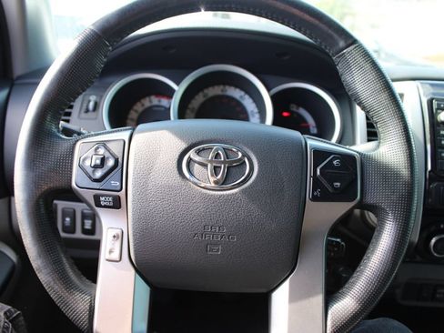 Used 2015 Toyota Tacoma 4x4 Double Cab w/ TRD Off-Road Package image 23
