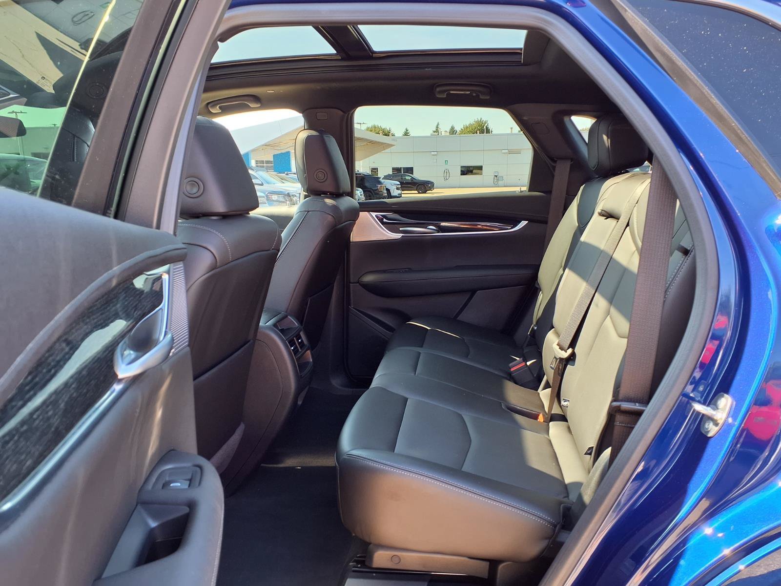 Used 2024 Cadillac XT5 Premium Luxury w/ LPO, Floor Liner Package AWD/4WD image 12