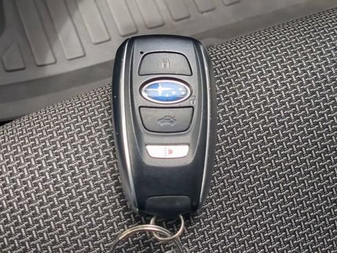 Used 2021 Subaru Crosstrek 2.0i Premium w/ Moonroof Package AWD/4WD image 29