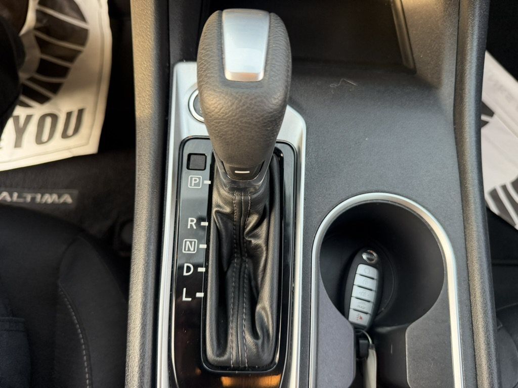 Used 2022 Nissan Altima 2.5 SV FWD image 26