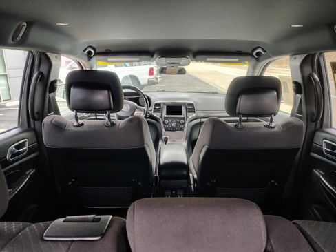 Certified 2021 Jeep Grand Cherokee Laredo image 10