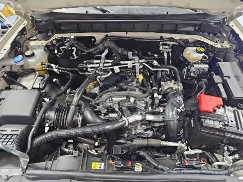 Certified 2025 Ford Bronco Outer Banks image 30