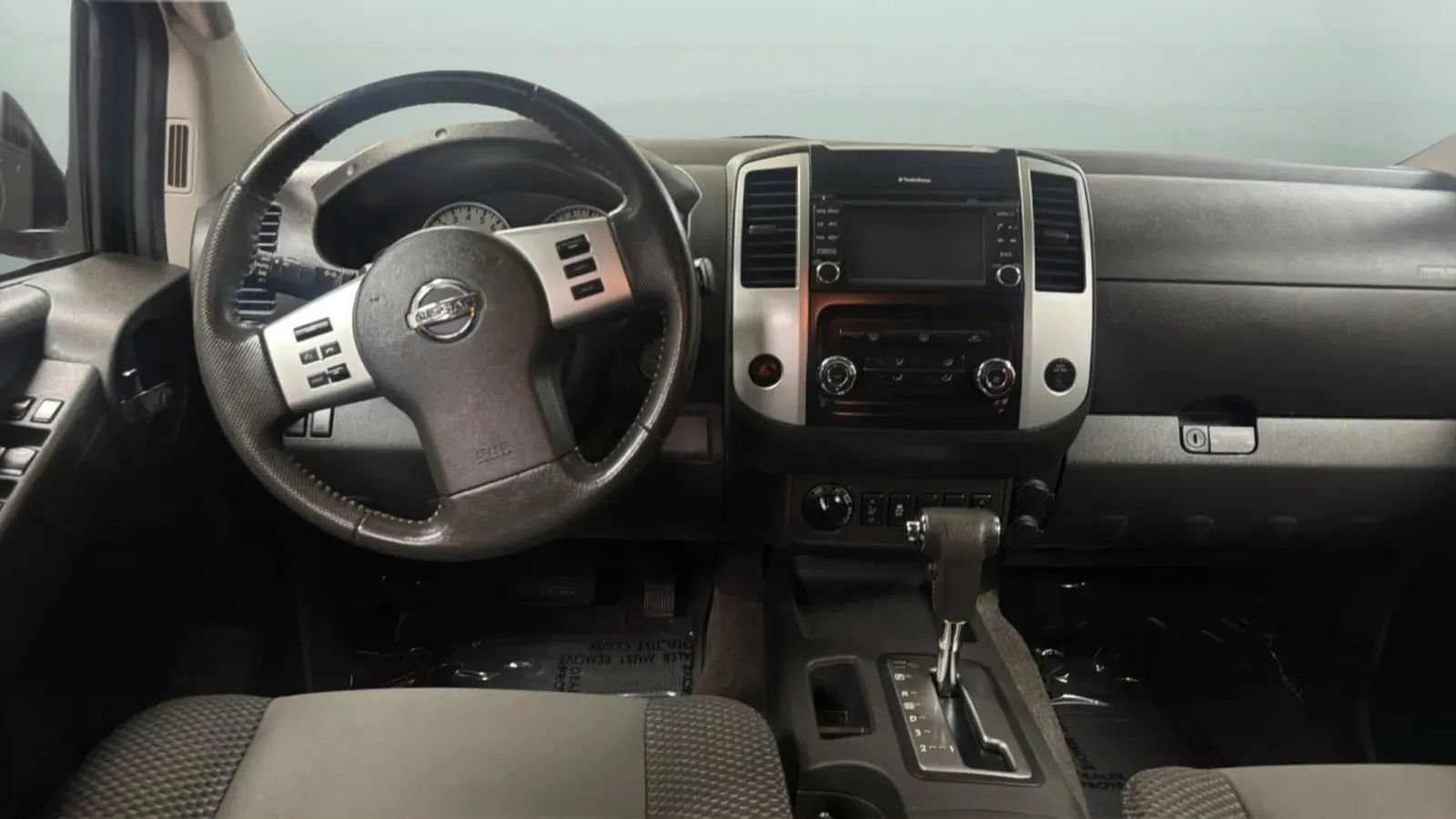 Used 2015 Nissan Xterra PRO-4X w/ Nevada Tow Package AWD/4WD image 10
