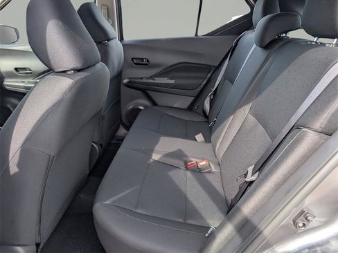 New 2025 Nissan Kicks Play S image 14
