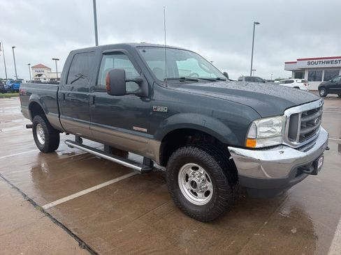 Used 2004 Ford F350 Lariat image 3