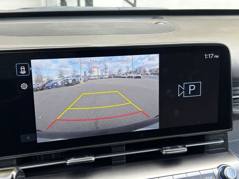 Used 2025 Hyundai Kona SEL image 17