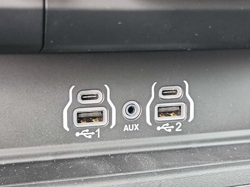 New 2026 RAM 1500 Big Horn w/ Night Edition AWD/4WD image 15