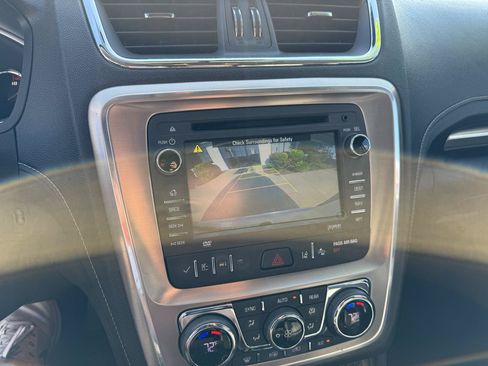 Used 2015 GMC Acadia Denali AWD/4WD image 17
