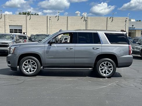 Used 2020 GMC Yukon SLE w/ SLE Value Package AWD/4WD image 4