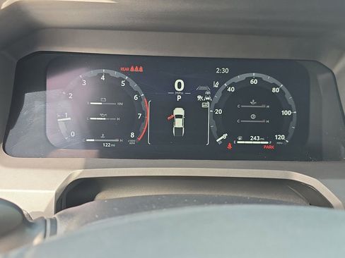 Used 2025 Toyota Tacoma TRD Sport image 19