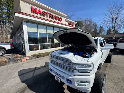 Used 2020 RAM 2500 Laramie w/ Night Edition image 31