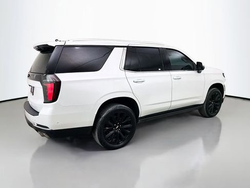 Used 2025 Chevrolet Tahoe High Country image 9