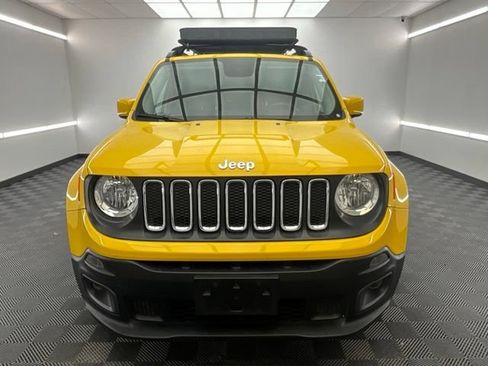 Used 2016 Jeep Renegade Latitude w/ Cold Weather Group AWD/4WD image 2