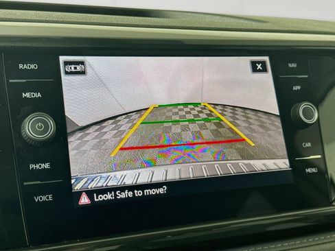 Certified 2023 Volkswagen Taos SEL AWD/4WD image 18