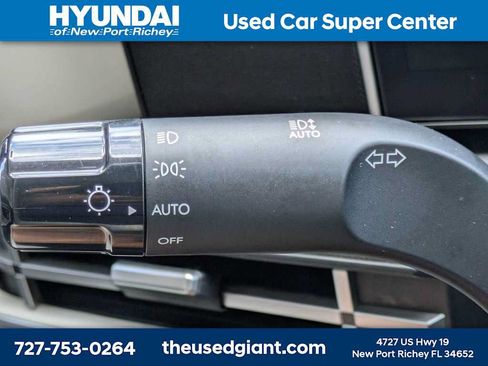 Used 2025 Hyundai Santa Fe SEL FWD image 36