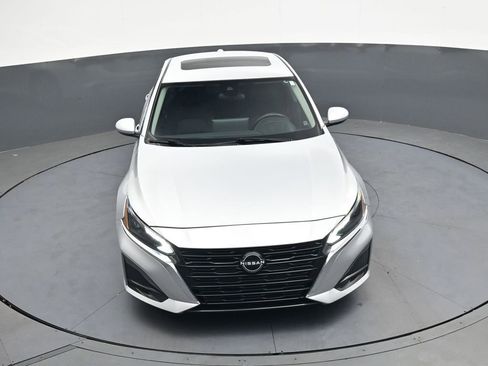 Used 2023 Nissan Altima 2.5 SV w/ SV Premium Package FWD image 43