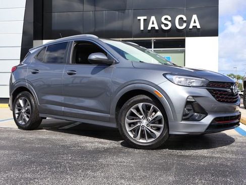 Used 2022 Buick Encore GX Select w/ Sport Touring Package FWD image 1