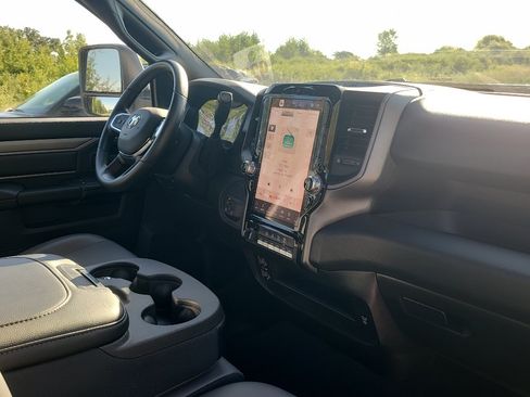 New 2026 RAM 2500 Tradesman AWD/4WD image 27