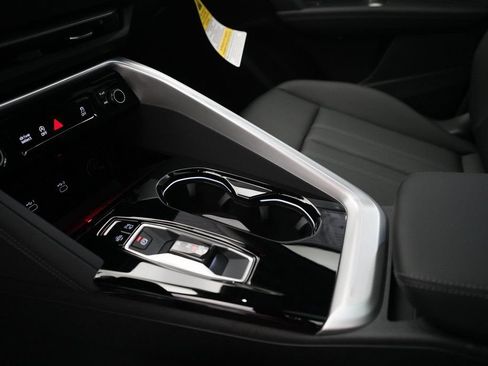 Used 2025 Audi Q5 Premium w/ Convenience Package AWD/4WD image 16